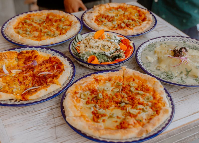 Annual Dewey's pizza festival event